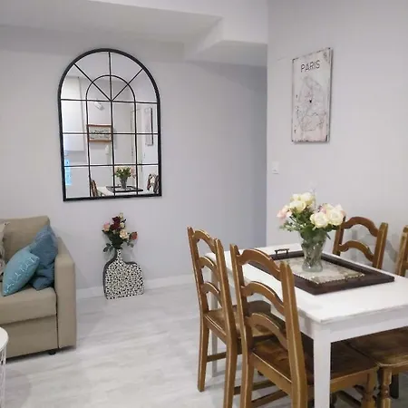 Centro San Blas 36, Proximo Al Pilar Appartement